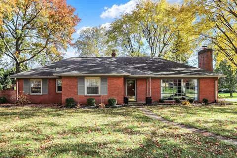 7801 Forest Ln, Indianapolis, IN 46240