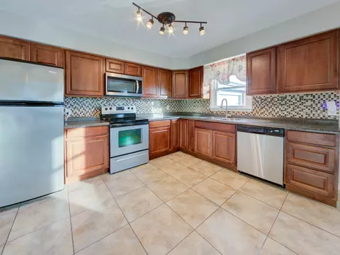 10048 S 50 E, Flat Rock, IN 47234 photo 6