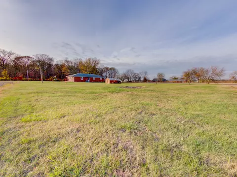 10048 S 50 E, Flat Rock, IN 47234 photo 2