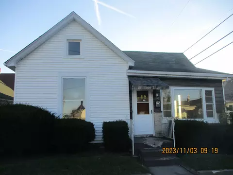 310 S Pike St, Shelbyville, IN 46176