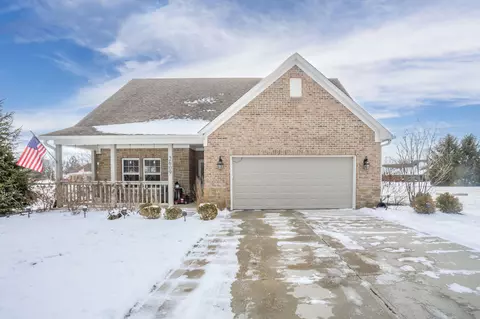 2609 Deer Creek Dr, Anderson, IN 46011