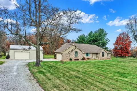 4310 S 25 W, Trafalgar, IN 46181