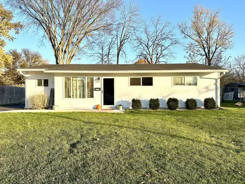 1917 Britton Dr, Beech Grove, IN 46107