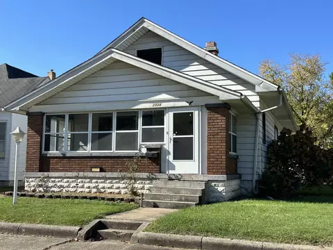 2324 N 12th St, Terre Haute, IN 47804