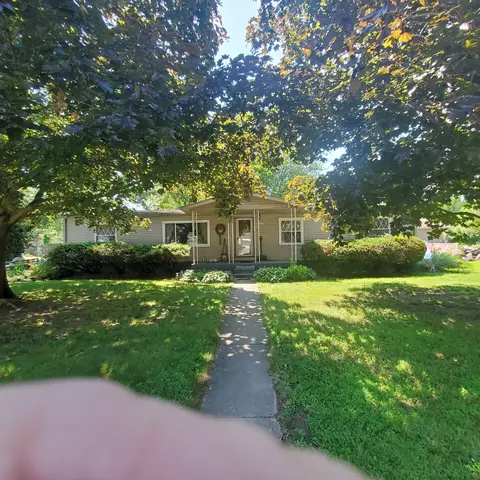 2860 N 5th St, Terre Haute, IN 47804
