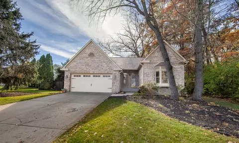 7683 Pinesprings West Dr, Indianapolis, IN 46256