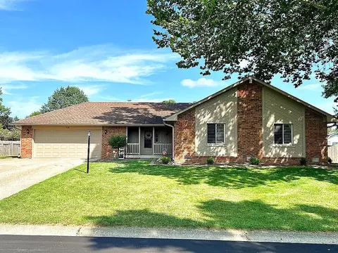 631 Jackson Rd, Greenwood, IN 46142