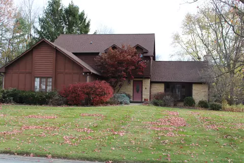 10057 Mill Run, Carmel, IN 46032 photo 2
