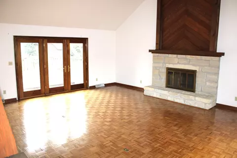 10057 Mill Run, Carmel, IN 46032 photo 8