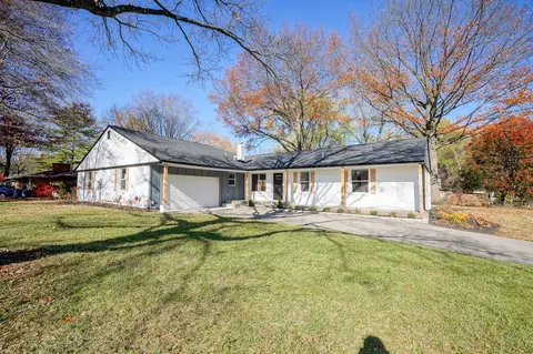 7750 Sioux Trl, Indianapolis, IN 46250