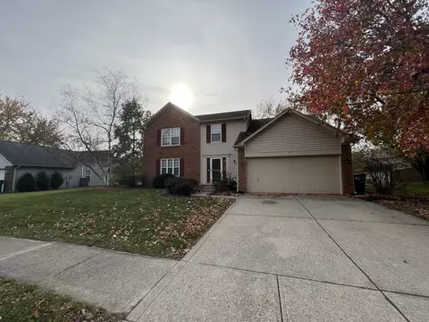 12530 Wolford Dr, Fishers, IN 46038