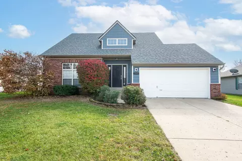 1945 Declaration Dr, Greenfield, IN 46140