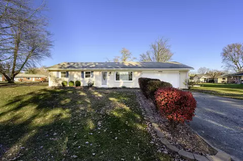 14733 N Bluff Rd, Edinburgh, IN 46124
