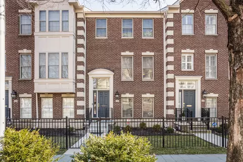 227 N Alabama St, Indianapolis, IN 46204
