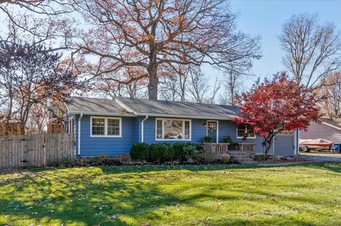 107 Boulder Dr, Noblesville, IN 46060