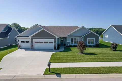 740 E Holland Dr, Bloomington, IN 47401