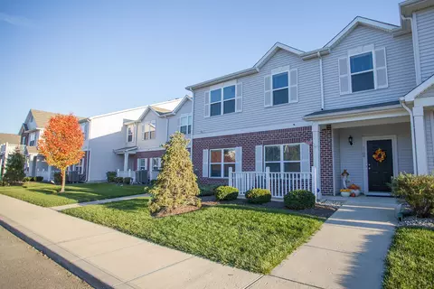 12075 Scoria Dr #1100, Fishers, IN 46038
