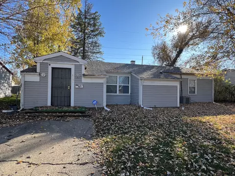 6701 Meadowlark Dr, Indianapolis, IN 46226