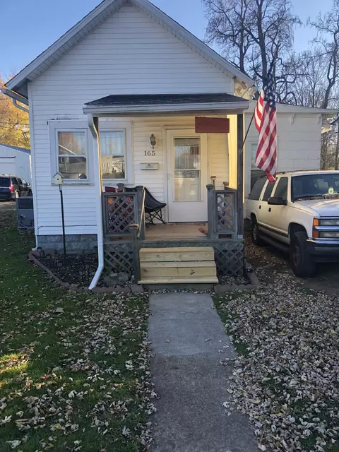 165 E Grand St, Dunkirk, IN 47336