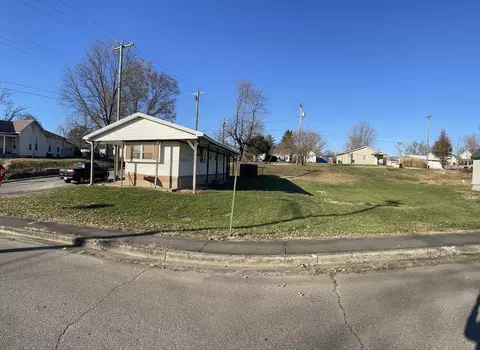 704 Hoosier St, North Vernon, IN 47265