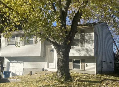 6934 Chauncey Dr, Indianapolis, IN 46221