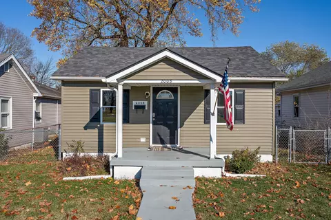 2008 5th St, Columbus, IN 47201