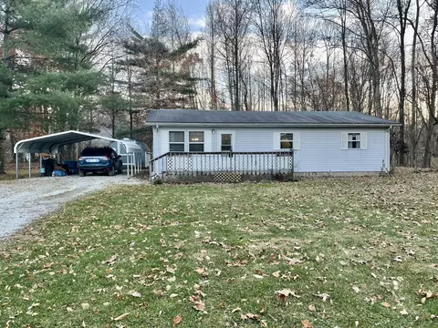 4520 Pecan Rd, Cloverdale, IN 46120