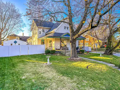 598 N Main St, Franklin, IN 46131
