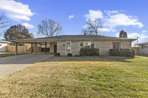 235 S Kyte St, Columbus, IN 47201