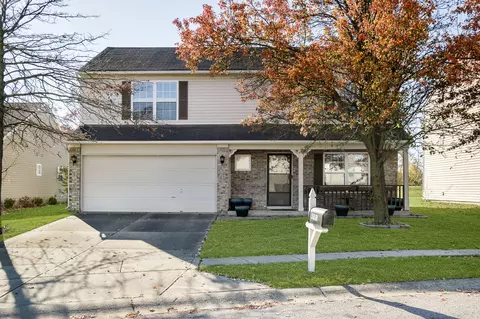 9793 Trail Dr, Avon, IN 46123