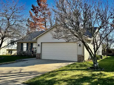 1517 Michigan Rd, Franklin, IN 46131