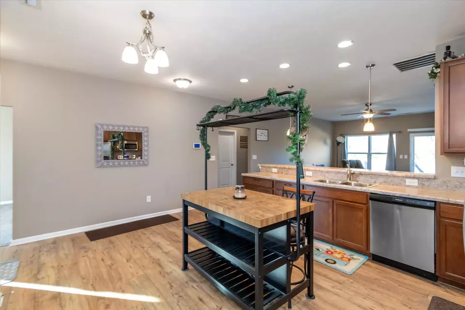  2364 Longleaf Ln, Greenfield, IN 46140 photo 5