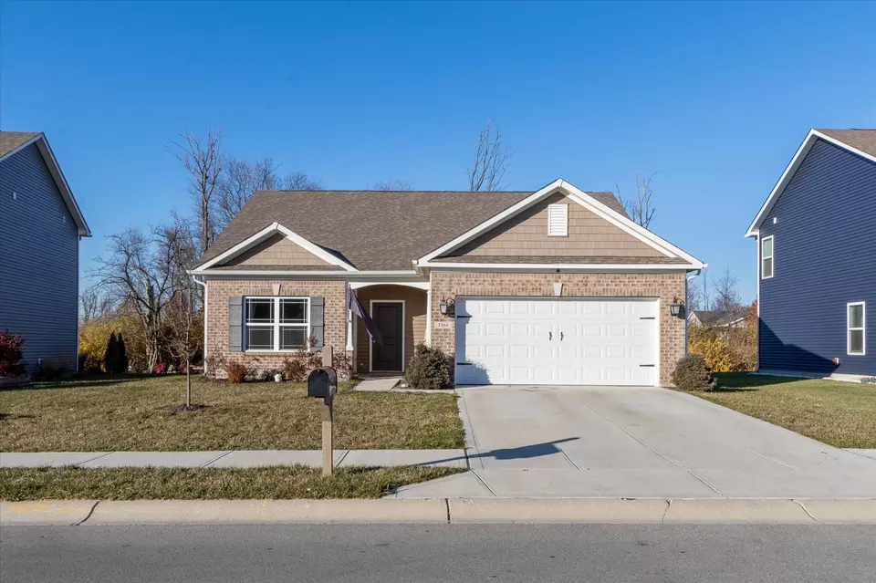  2364 Longleaf Ln, Greenfield, IN 46140 photo 1