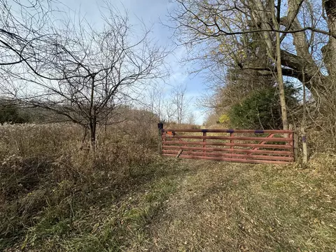1156 W Veach Rd, Bloomingdale, IN 47832