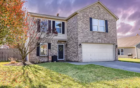 6779 W Kingston Dr, Mccordsville, IN 46055
