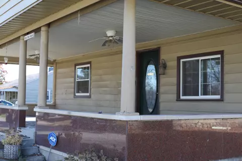158 S 8th St, Middletown, IN 47356 photo 3