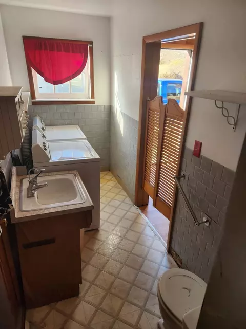 158 S 8th St, Middletown, IN 47356 photo 9