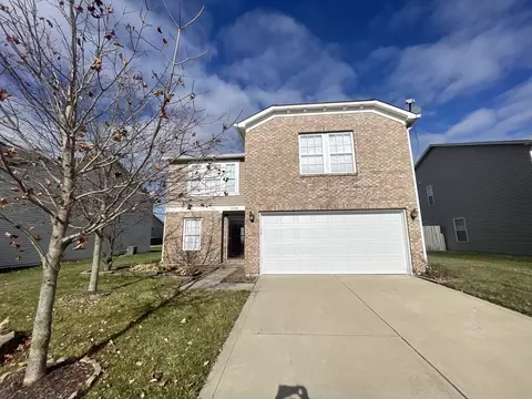 10334 Homestead Dr, Brownsburg, IN 46112