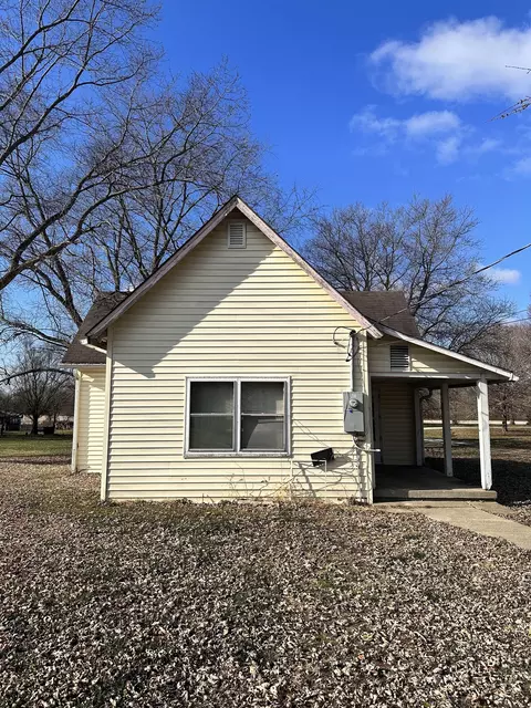 502 Henley Ave, Carthage, IN 46115