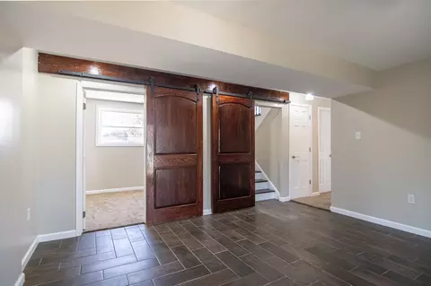 5241 Regency Dr, Columbus, IN 47203 photo 12