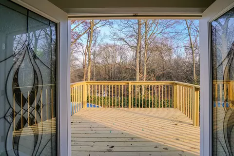 5241 Regency Dr, Columbus, IN 47203 photo 6