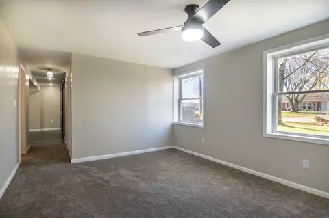 5241 Regency Dr, Columbus, IN 47203 photo 14
