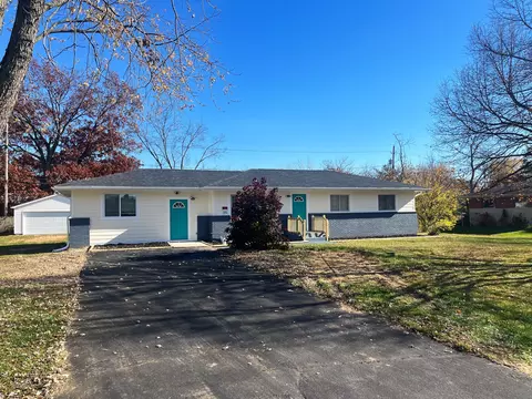 8031 Briarwood Dr, Indianapolis, IN 46227