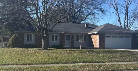 916 Wallbridge Dr, Indianapolis, IN 46241