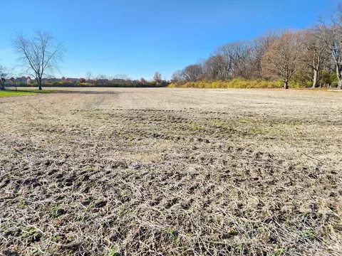 - North Meridian Road, Greenfield, IN 46140