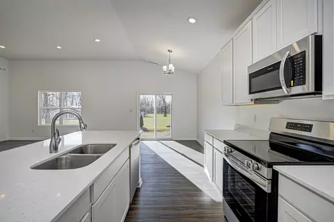 130 Winding Brook Way, Pendleton, IN 46064 photo 13