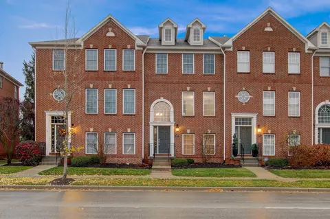 439 Autumn Dr, Carmel, IN 46032