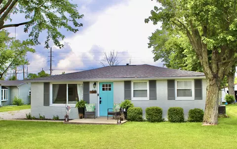 58 W Mill St, New Palestine, IN 46163