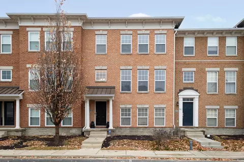 6342 Central Blvd, Whitestown, IN 46075