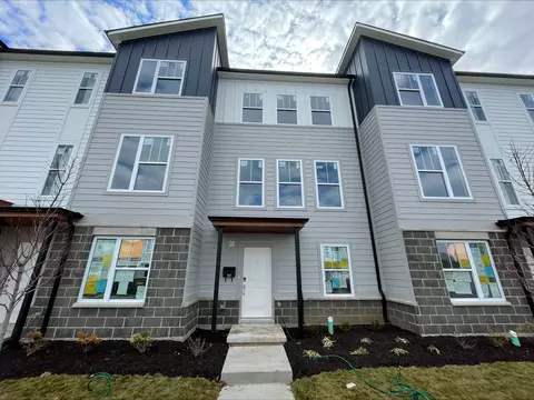 3127 W New York St, Indianapolis, IN 46222